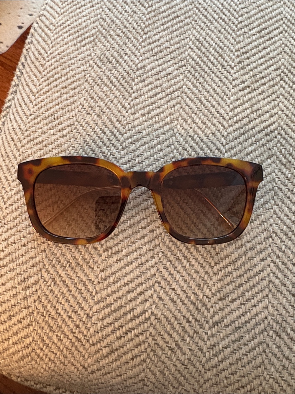 Tortoiseshell Square Sunglasses - Brown Lenses